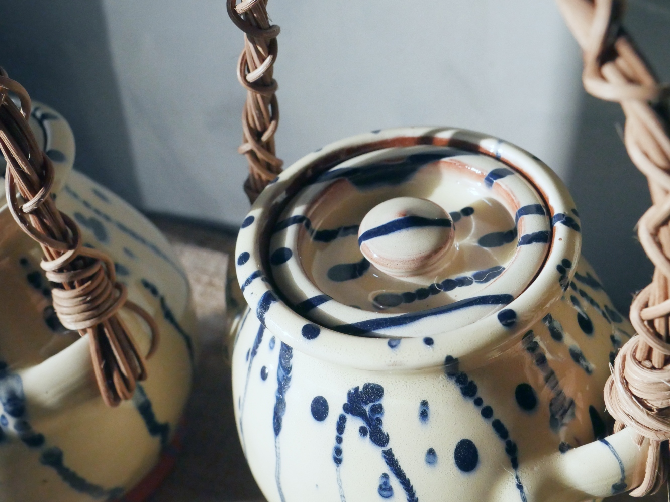 Hannah Elliott slipware jars, close up of lids